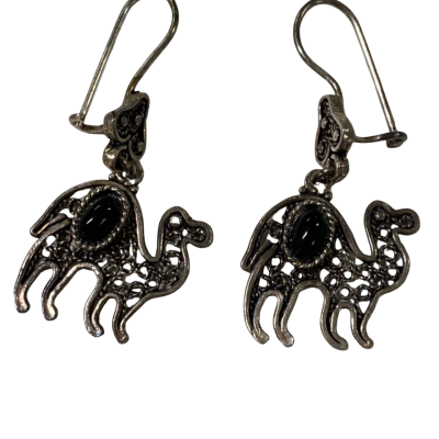 Silver (925) Camel Drop Earrings w/ Black Stones