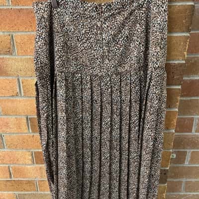Sunny Girl Womens  Size 14 Maxi Skirt Animal print 