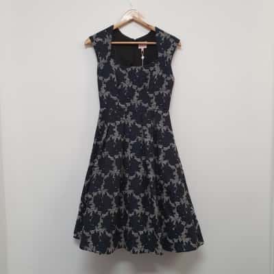 Leona Edmiston Womens  Size 8 Ink Rose Jacquard Dress - New With Tags