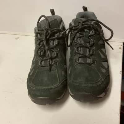 Kathmandu sandover  Womens  Size US 10.5 hiking shoes Black  / Grey 