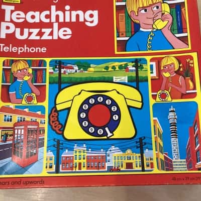 Waddingtons Teaching Puzzle Telephone