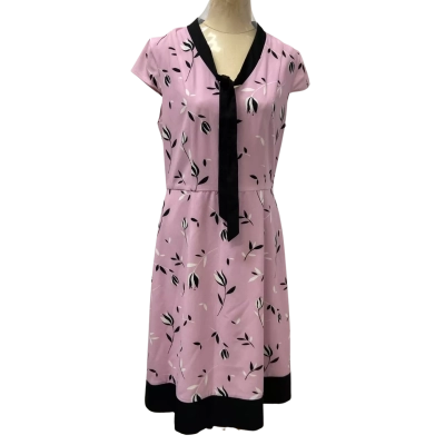 Review Womens  Size 12 Midi Dress Black  / Pink  / White 