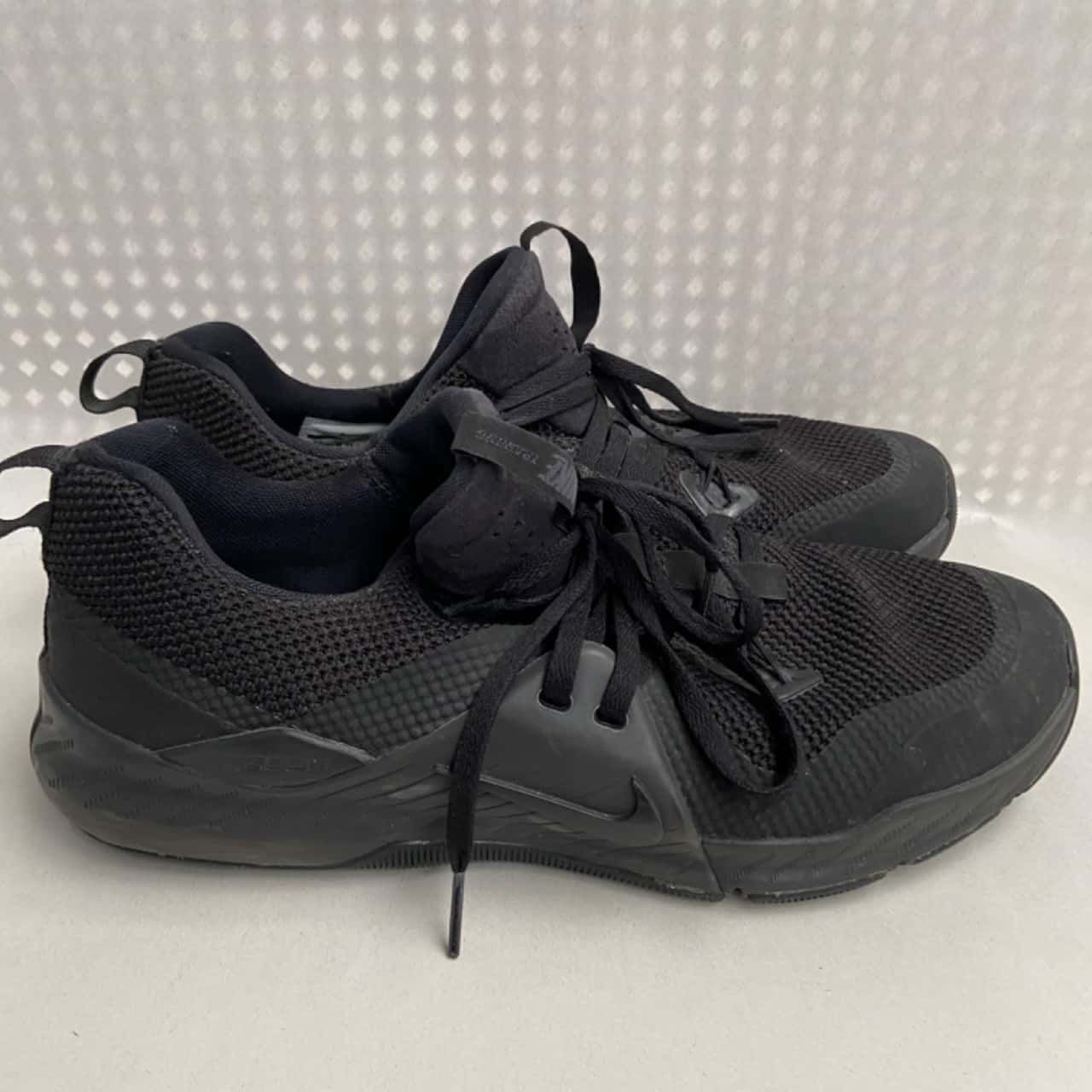 womens nike trainers size 3