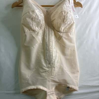 Triumph Womens  Size 20D Bodysuit Nude 