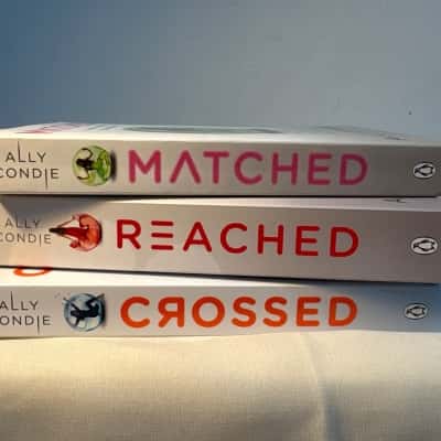 Matched Trilogy - Ally Condie 