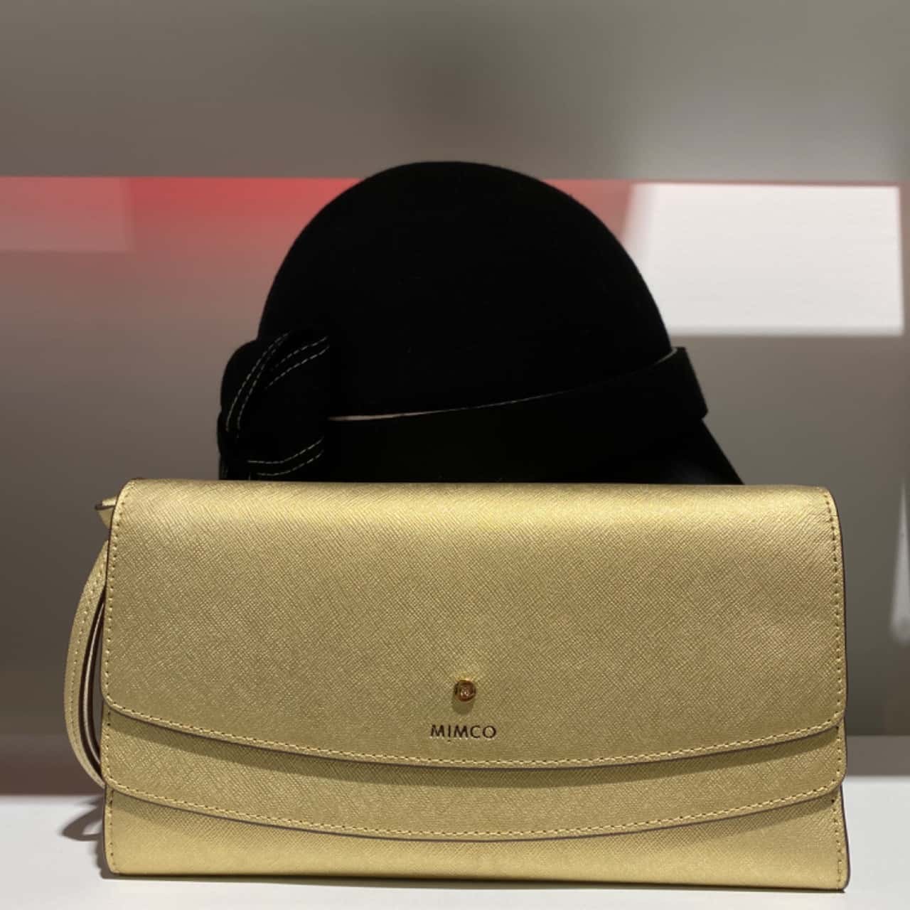 Mimco Womens Travel Wallet Gold