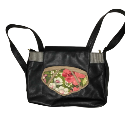 Oktoberdee Black Leather Handbag With Strap