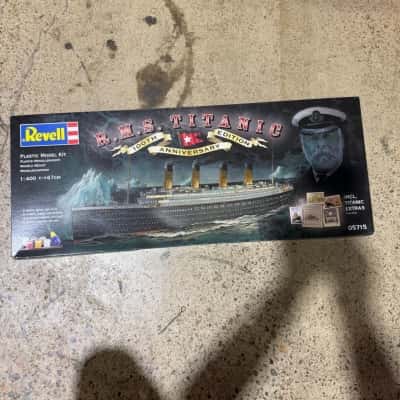 100TH ANNIVERSARY EDITION TITANIC MODEL 