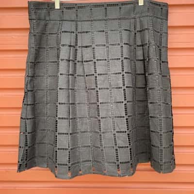 Piper Womens Size 18 Black Skirt 