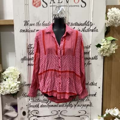 Sophie Moran Melbourne Brand! DESIGNED IN AUSTRALIA MADE IN INDONESIA Womens  Size XS Long Sleeve Shirt / Long Sleeve Top Pattern / Pink  / Red 