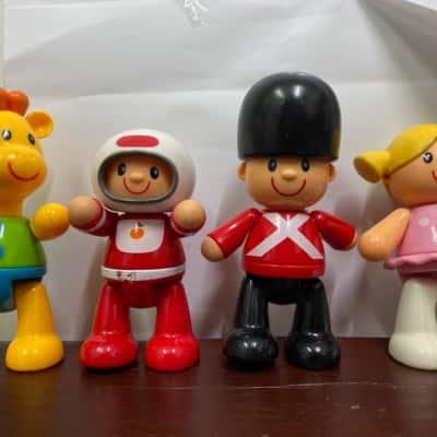 Vintage ELC Twist and Click Friends 