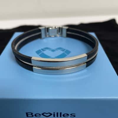 Bevilles Mens Black  / Silver Bangle