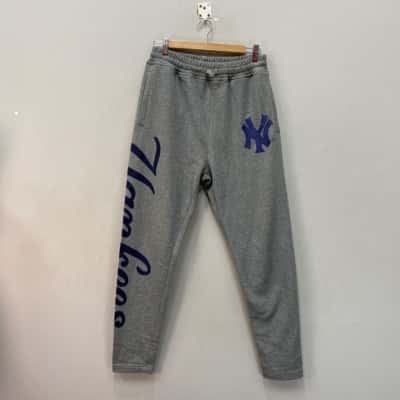 New York Yankees Mens  Size M Track Pants Grey 