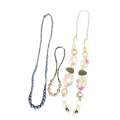 Set of 3 Wooden Necklaces in Blue/Purple Shades