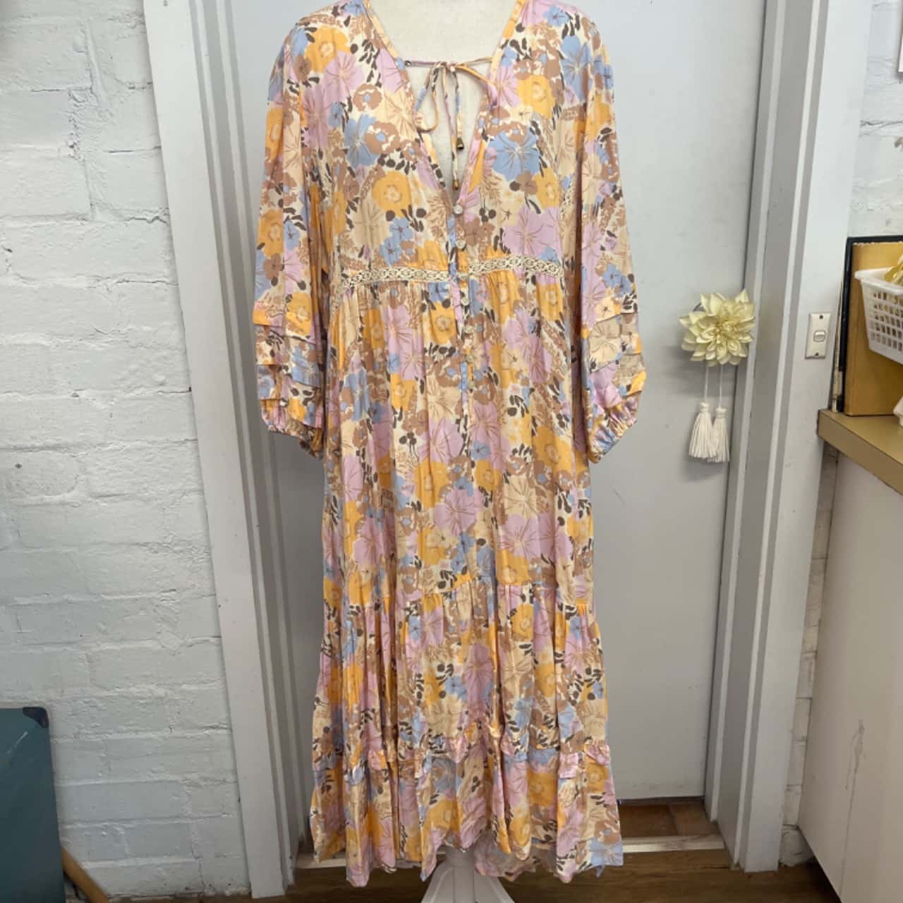 Jaase Pastel floral Maxi Dress XL (s)