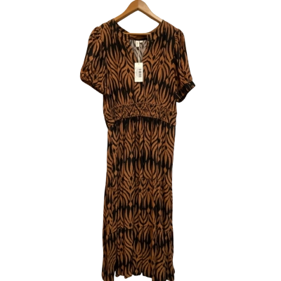 Adorne Womens  Size 14 maxi dress