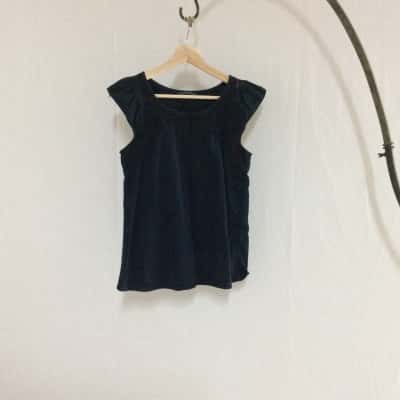 French Connection Women's  Size 10 Floral Top Navy Blue 