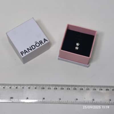 Pandora Womens Star Earrings PreOwned 