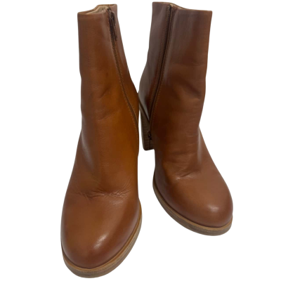 Country Road Womens  Size 37 Ankle Boots Chestnut