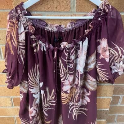  Womens  Size 18 SAO by Dee Top
