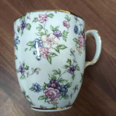 Royal Albert (100 years of) 1940s English Chintz Mug