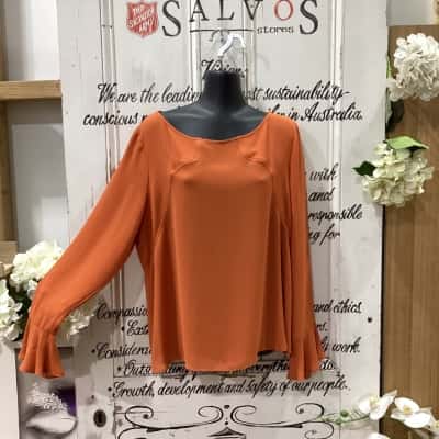 Veronika Maine Brand! BNWT RRP $169.00! LONG SLEEVE TOP! BURNT ORANGE COLOUR! Womens  Size 14 Long Sleeve Top Burnt Orange / Orange 