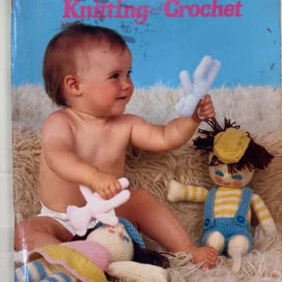 Vintage Family Circle Lovable Baby Knitting & Crochet