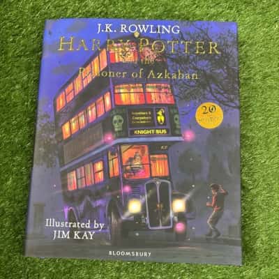 Harry Potter And The Prisoner Of Azkaban Illustrated Edition By J.K. Rowling (Hardcover)
