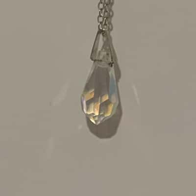 Vintage Costume Jewellery - Clear Teardrop Crystal Necklace
