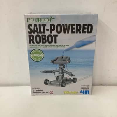 NEW - Green Science Salt-Powered Robot