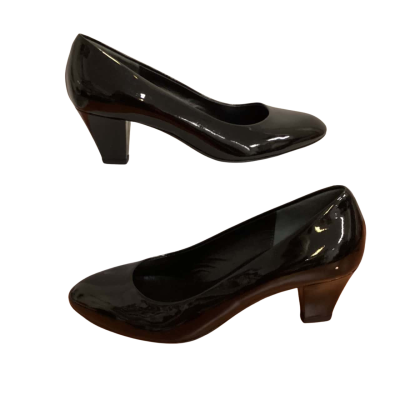  Womens  Amber Rossi Size 37 Heels Black  