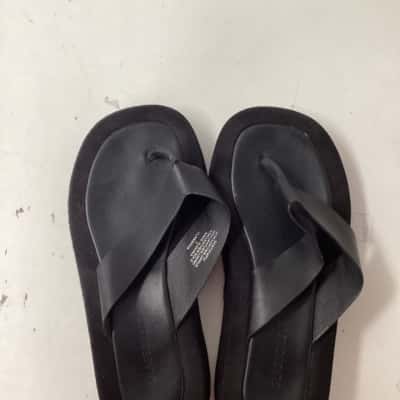 Glassons Womens leather and suede platform flip flops  Size 7 Black 