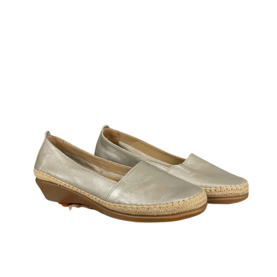Hush Puppies  Shoes  Size 40 Champagne 
