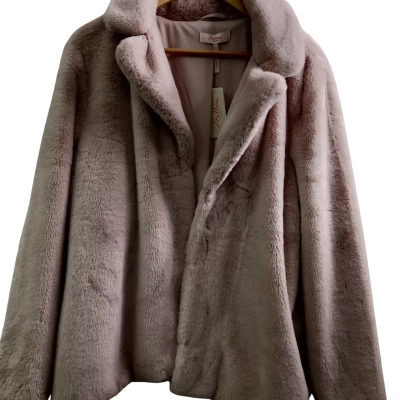 BNWT Millers Womens Faux Fur Pink Coat, Size 22