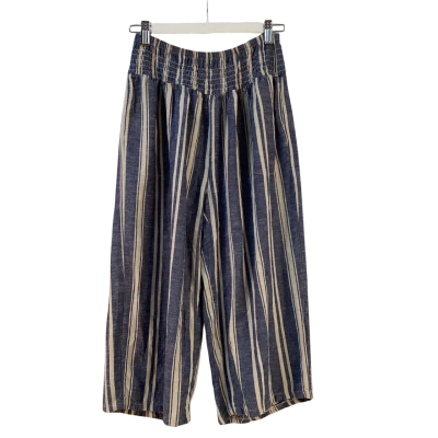 Made in Italy Womens Size S / M Linen Knee Length Pants Blue / Grey 