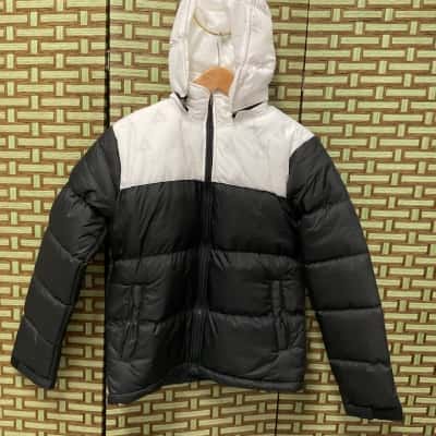  NEW Men’s ALPHA Hooded Puffer Jacket Small Performance Outdoors Hiking 