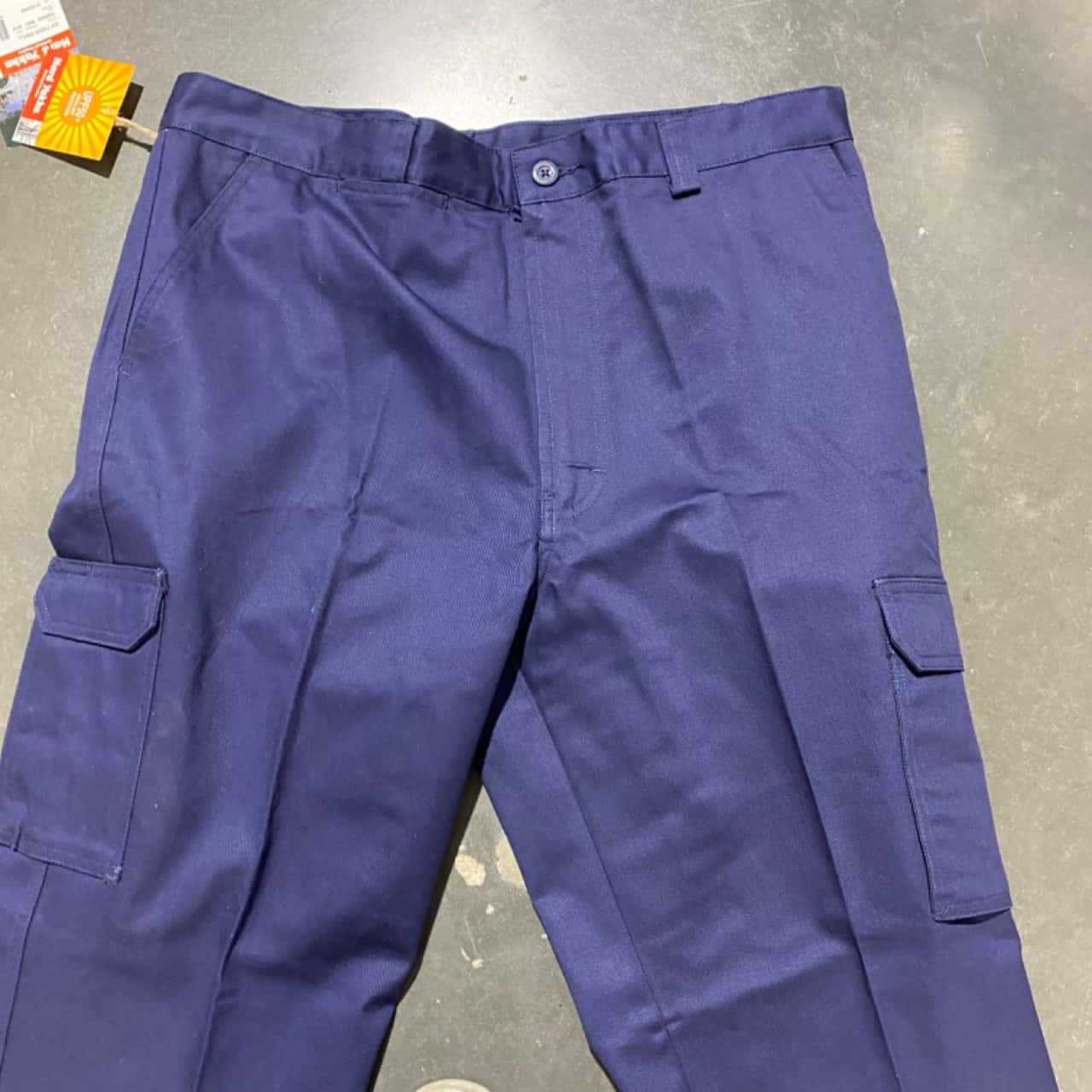 BNWT. Hard Yakka. Unisex 97 S. Navy Blue Pants. UPF50+.