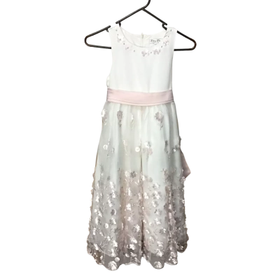 Ollies Place Kids  Size 7 Sleeveless Long White Dress with Flower & Beading Decals