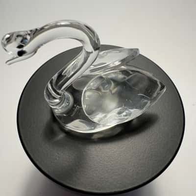 Glass Swan Figurine in Gift Box