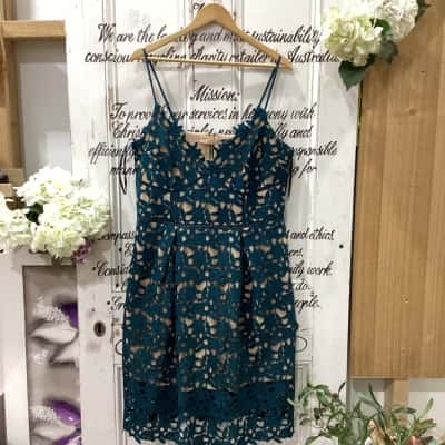 City Chic Brand! BNWT RRP $139.95! EMERALD GREEN “DRESS SO FANCY” LACE CROCHET SHOESTRING STRAP MIDI DRESS! Womens  Size S Midi Dress / Shoestring Strap Dress Green / Teal 