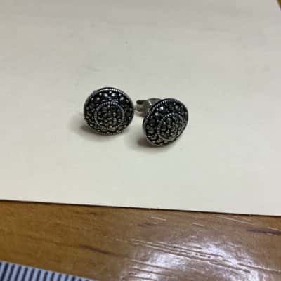  Womens vintage Marcasite stud Earrings in Stirling Silver 