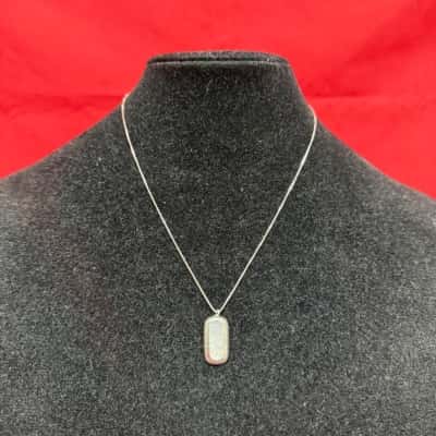 Polished Womens 925 Silver pendant inlaid with rectangular mother of pearl on a 925 silver chain 