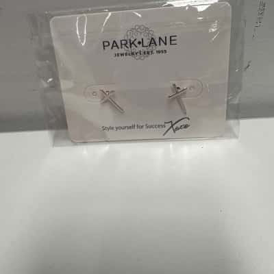 NEW - PARK  LANE Jewelry  Womens piercerd cross earings