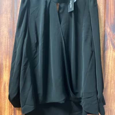 City Chic   Size XL Black  shirt new 