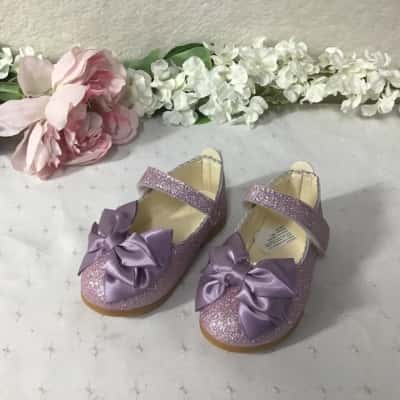 Girls Size 22 Purple Sparkly Shoes with Bow (new)