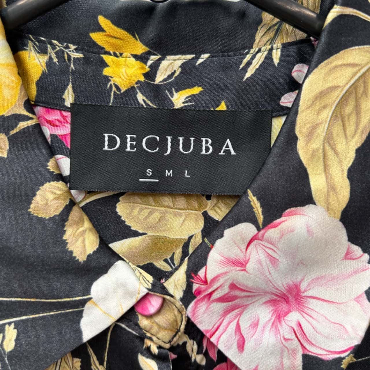 Decjuba Black / Floral Shirt and Pant Set - Size S/M (s) - Used Very ...