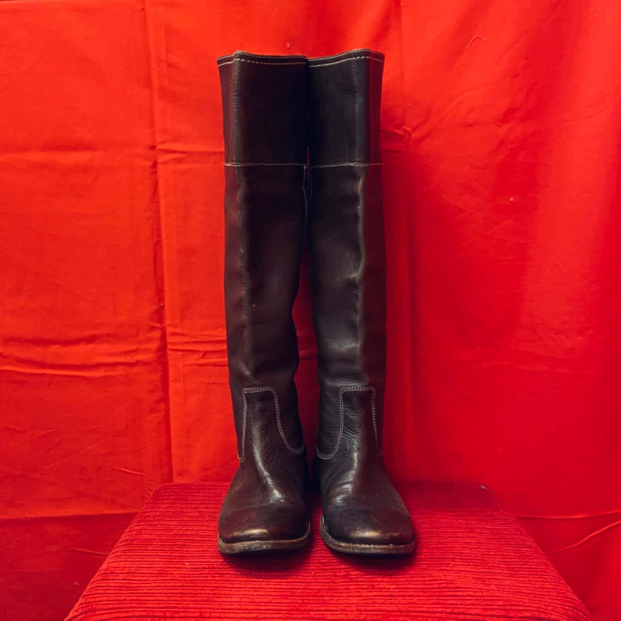 Womens Size 8 Brown Leather Knee Boots Made in Mexico (s)