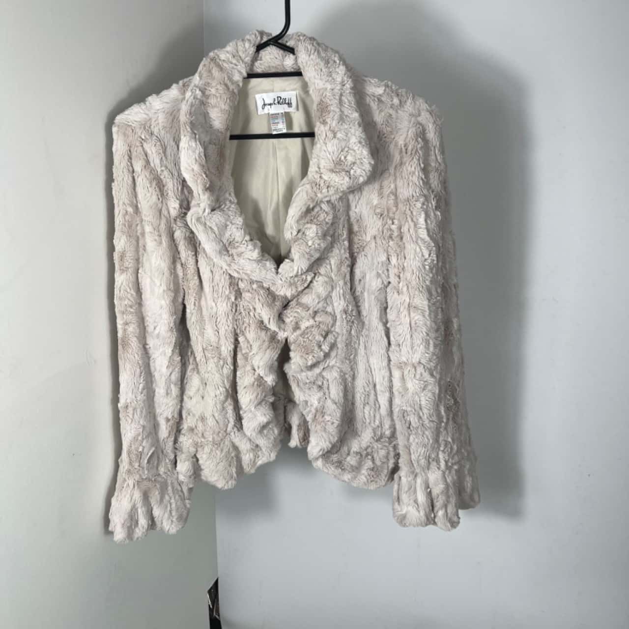 Joseph Ribkoff Womens Size 12 Fur coat [rack](s)