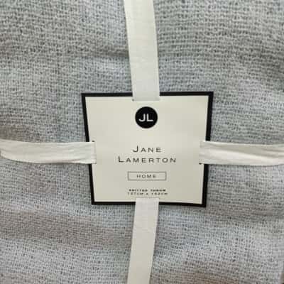 BNWT Jane Lamberton Knitted Throw Airly Grey