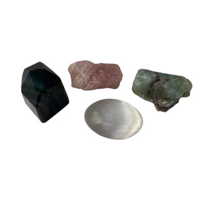 4 x 7cm approximately crytals